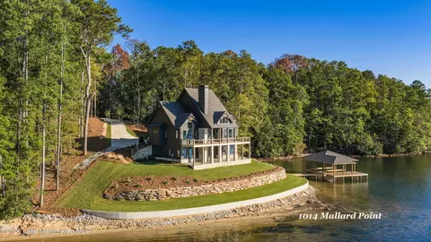 1014 Mallard Pt, Jacksons Gap, AL 36861