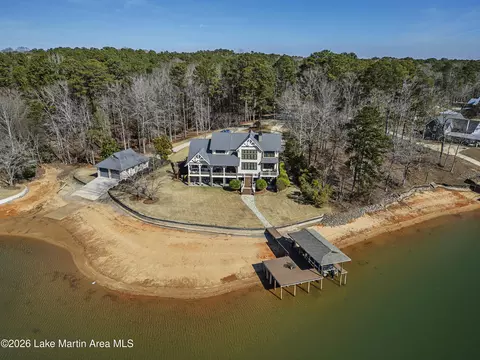 164 Easy St, Alexander City, AL 35010