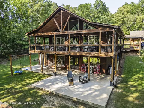 945 Pate Rd, Alexander City, AL 35010