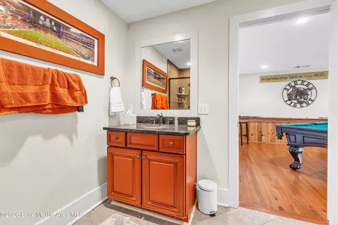Bath - 1529 Point Windy Dr # E, Jacksons Gap, AL 36861 photo 5 of 7