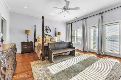 Bedroom - 1529 Point Windy Dr # E, Jacksons Gap, AL 36861 photo 9 of 10