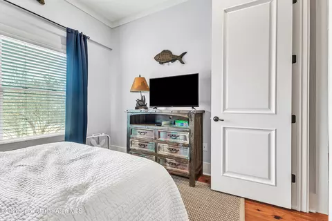Bedroom - 1529 Point Windy Dr # E, Jacksons Gap, AL 36861 photo 6 of 10