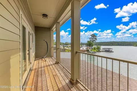 Exterior - 1529 Point Windy Dr # E, Jacksons Gap, AL 36861 photo 2 of 7
