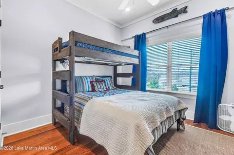 Bedroom - 1529 Point Windy Dr # E, Jacksons Gap, AL 36861 photo 5 of 10
