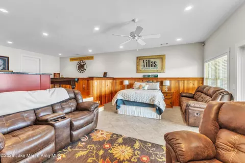 Bedroom - 1529 Point Windy Dr # E, Jacksons Gap, AL 36861 photo 7 of 10