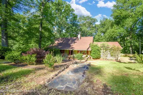 485 Ridgeview Dr, Alexander City, AL 35010