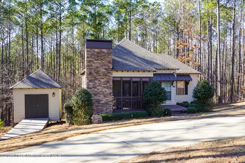 168 Camp Cir, Dadeville, AL 36853