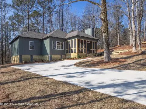 96 Williamson Trce, Tallassee, AL 36078
