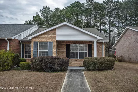 1153 Watson Pl, Alexander City, AL 35010