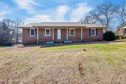 1580 Trussell Rd, Alexander City, AL 35010