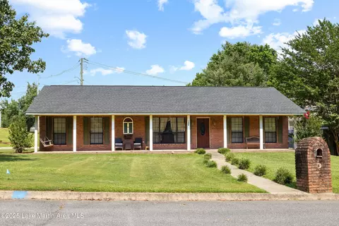 1258 Watson St, Alexander City, AL 35010