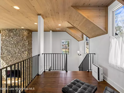 Entry Way - 122 Canoe Pt, Equality, AL 36026 photo 4 of 6