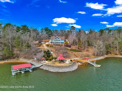 876 Ridge Rd, Dadeville, AL 36853