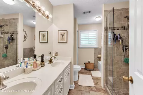 Bath - 141 2nd St, Eclectic, AL 36024 photo 1 of 9