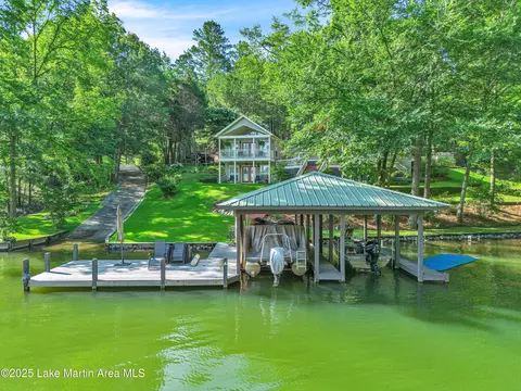 Exterior - 141 2nd St, Eclectic, AL 36024 photo 2 of 23