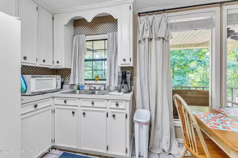 Kitchen - 141 2nd St, Eclectic, AL 36024 photo 3 of 4