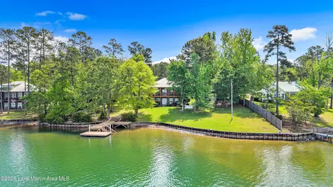 117 Clearwaters Dr, Dadeville, AL 36853