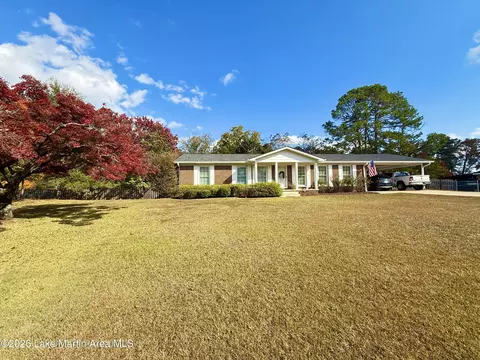 1344 Clubview, Alexander City, AL 35010