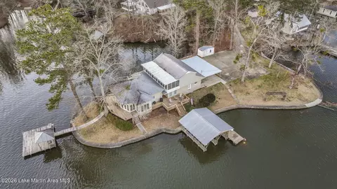 723 Shepherd Rd, Titus, AL 36080