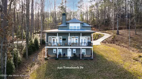 242 Tomahawk Rd, Dadeville, AL 36853