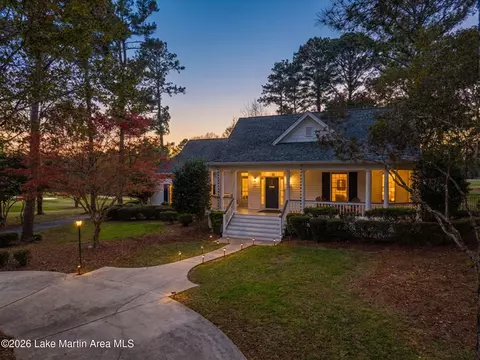 840 Stagecoach Rd, Dadeville, AL 36853