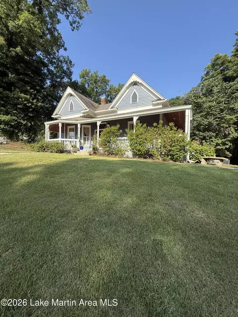 233 Central Ave, Alexander City, AL 35010