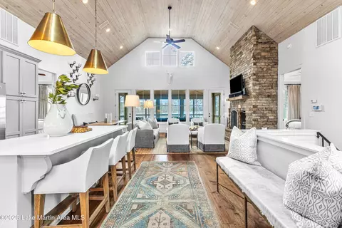 Entry Way - 35 Canoe Pt, Equality, AL 36026 photo 1 of 2