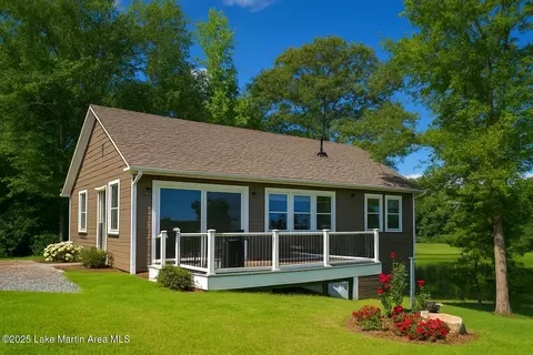 572 Newman Rd, Alexander City, AL 35010