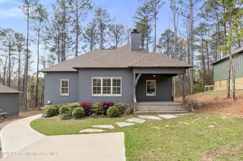 108 Williamson Trce, Tallassee, AL 36078