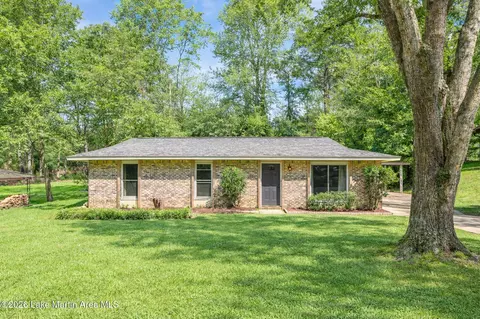3464 Dobbs Rd, Alexander City, AL 35010