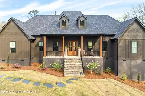 707 Still Waters Dr, Dadeville, AL 36853