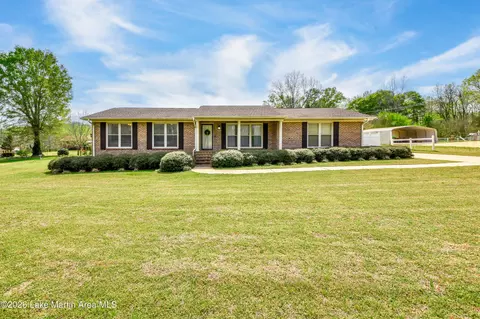 7 Redbud Dr, Childersburg, AL 35044