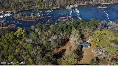 151 Pemberton Rd, Tallassee, AL 36078