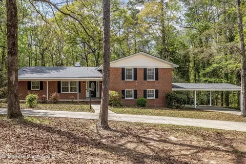 605 Noble Rd, Tallassee, AL 36078