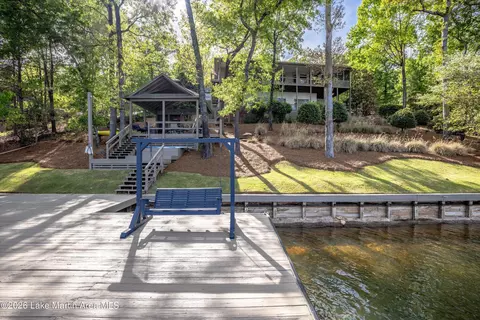 756 Long Branch Dr, Dadeville, AL 36853