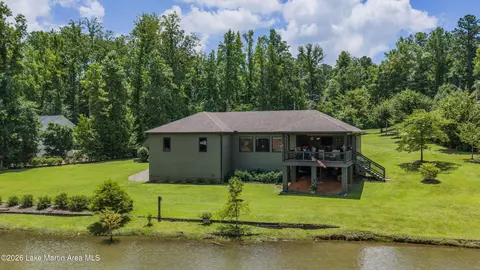 53 Natures Cv, Jacksons Gap, AL 36861