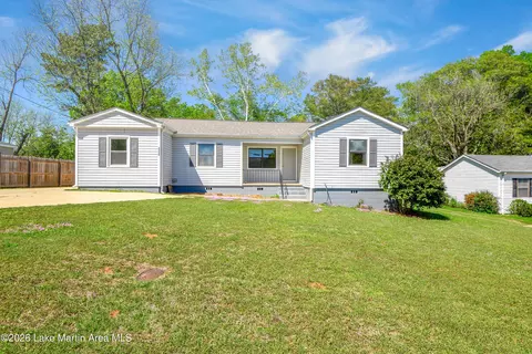 1587 Trussell Rd, Alexander City, AL 35010