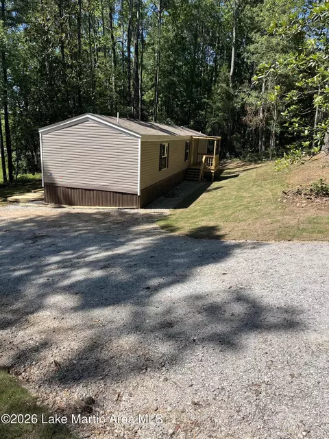 65 Andrews Mill Rd, Tallassee, AL 36078