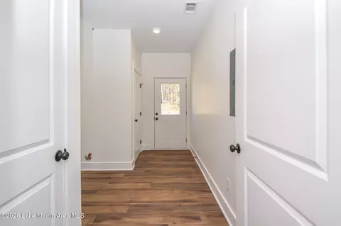 Entry Way - 560 Tower St, Daviston, AL 36256 photo 3 of 4
