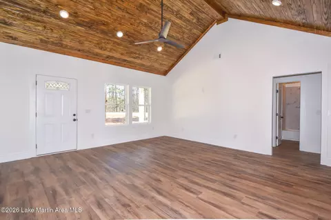 Living - 560 Tower St, Daviston, AL 36256 photo 4 of 6