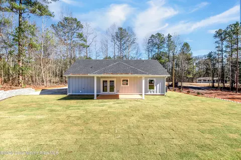 Exterior - 560 Tower St, Daviston, AL 36256 photo 4 of 7