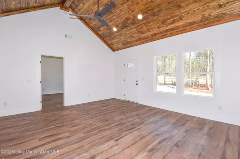 Living - 560 Tower St, Daviston, AL 36256 photo 3 of 6