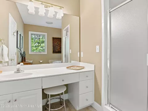 Bath - 451 Hagan Rd, Eclectic, AL 36024 photo 2 of 7