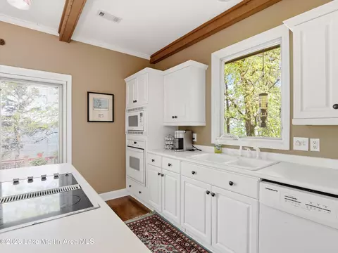 Kitchen - 451 Hagan Rd, Eclectic, AL 36024 photo 4 of 4