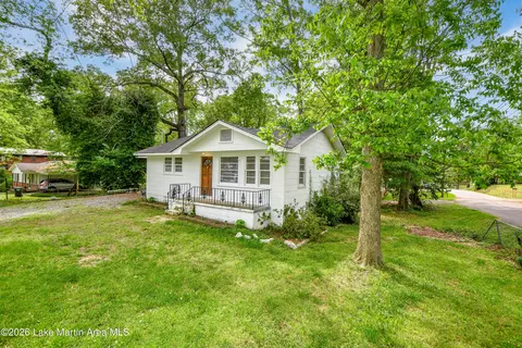1410 1st St, Alexander City, AL 35010