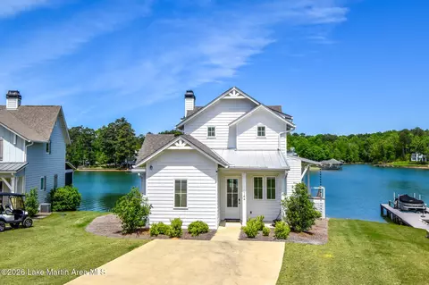 144 Oak Dr, Dadeville, AL 36853