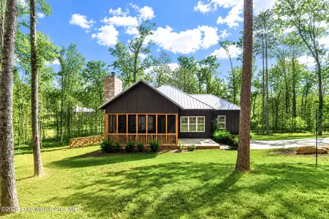 524 Harbor View Blvd, Dadeville, AL 36853