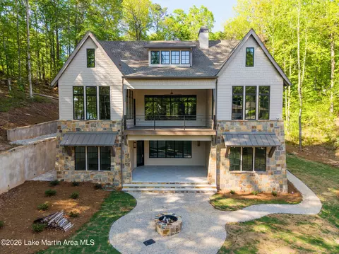 25 Larkspur Ln, Jacksons Gap, AL 36861