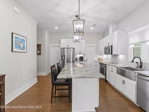 Kitchen - 92 Old Jay Rd, Eclectic, AL 36024 photo 2 of 4