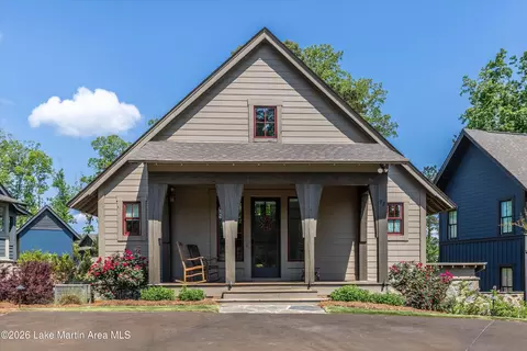 92 Old Jay Rd, Eclectic, AL 36024
